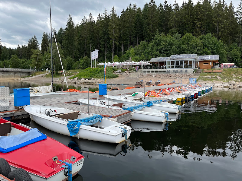 MÜLLERS Bootsvermietung an der Staumauer - Schluchsee