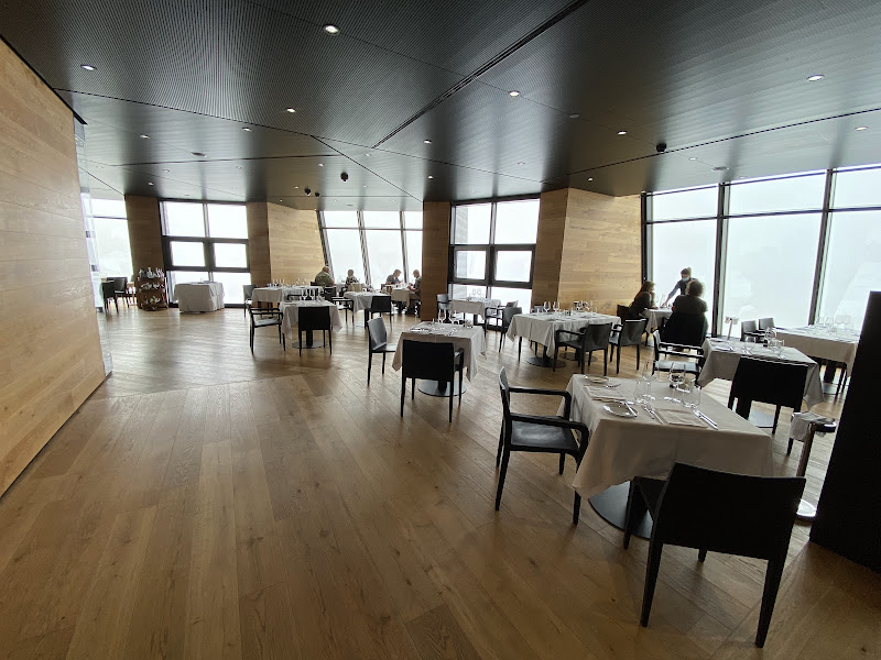 Stazione terminale Ferrovia Monte Generoso e Ristorante Monte Generoso Vetta